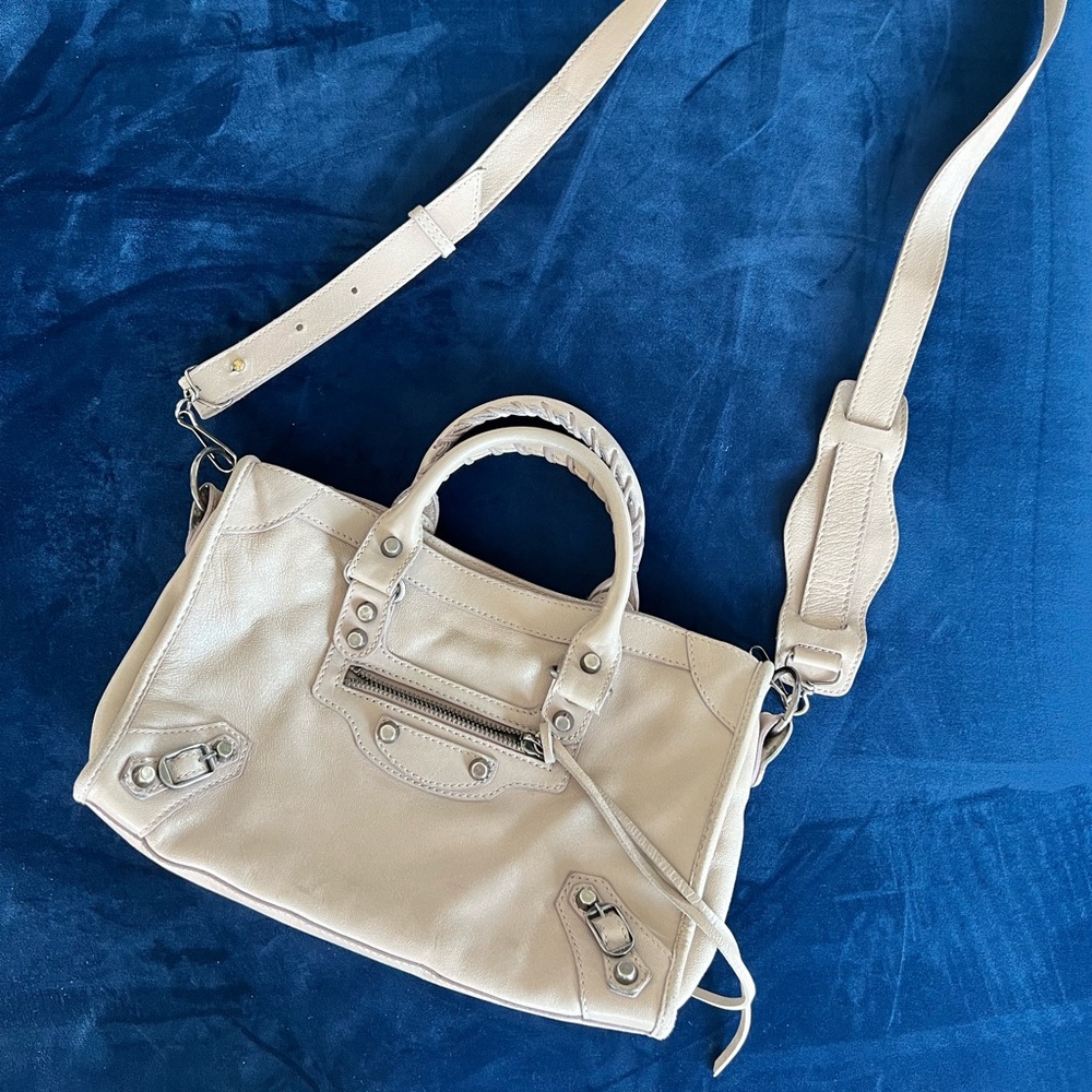 Leather bag